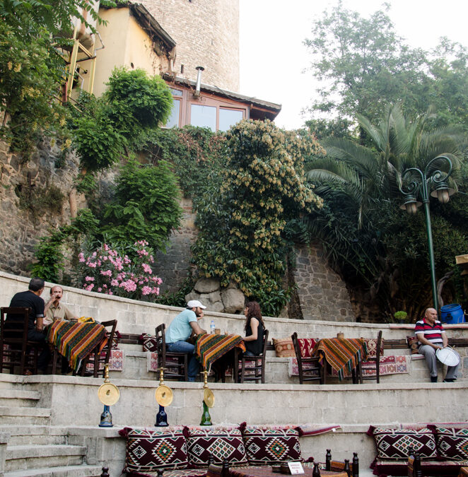 Ceneviz cafe, Istanbul