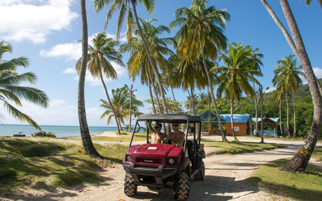 Hiring a golf cart, Providencia Island, Colombia